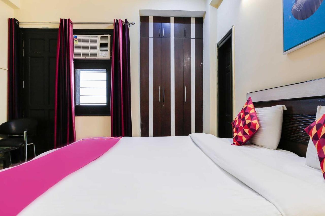 Collection O The Orchid Near Omaxe Celebration Mall 3* Gurgaon