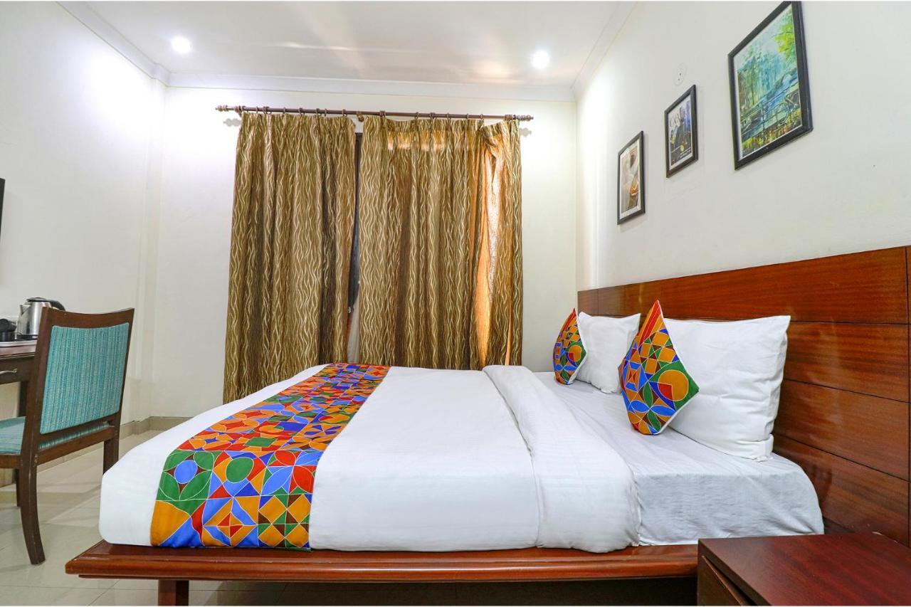 Fabhotel Tipssy 020 Hotel 3*