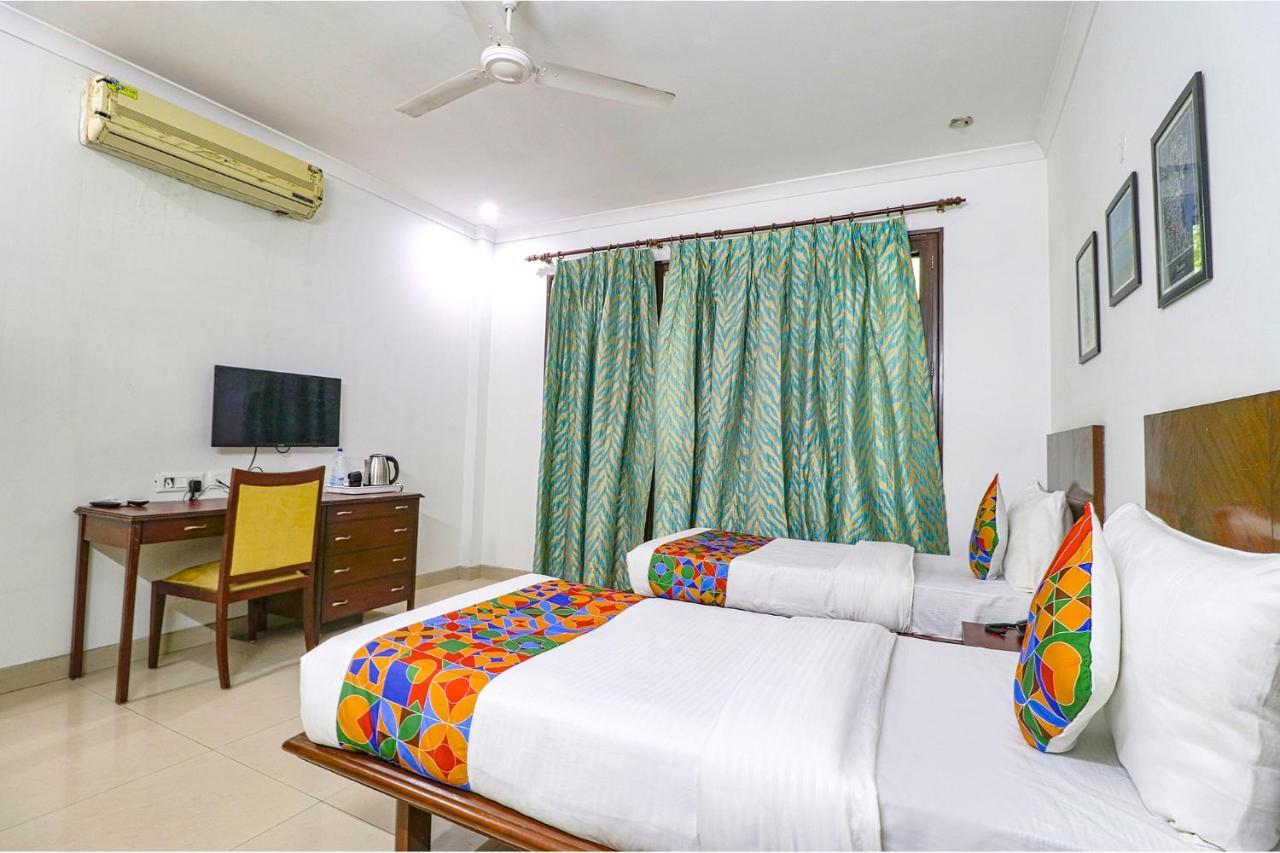 Fabhotel Tipssy 020 3*