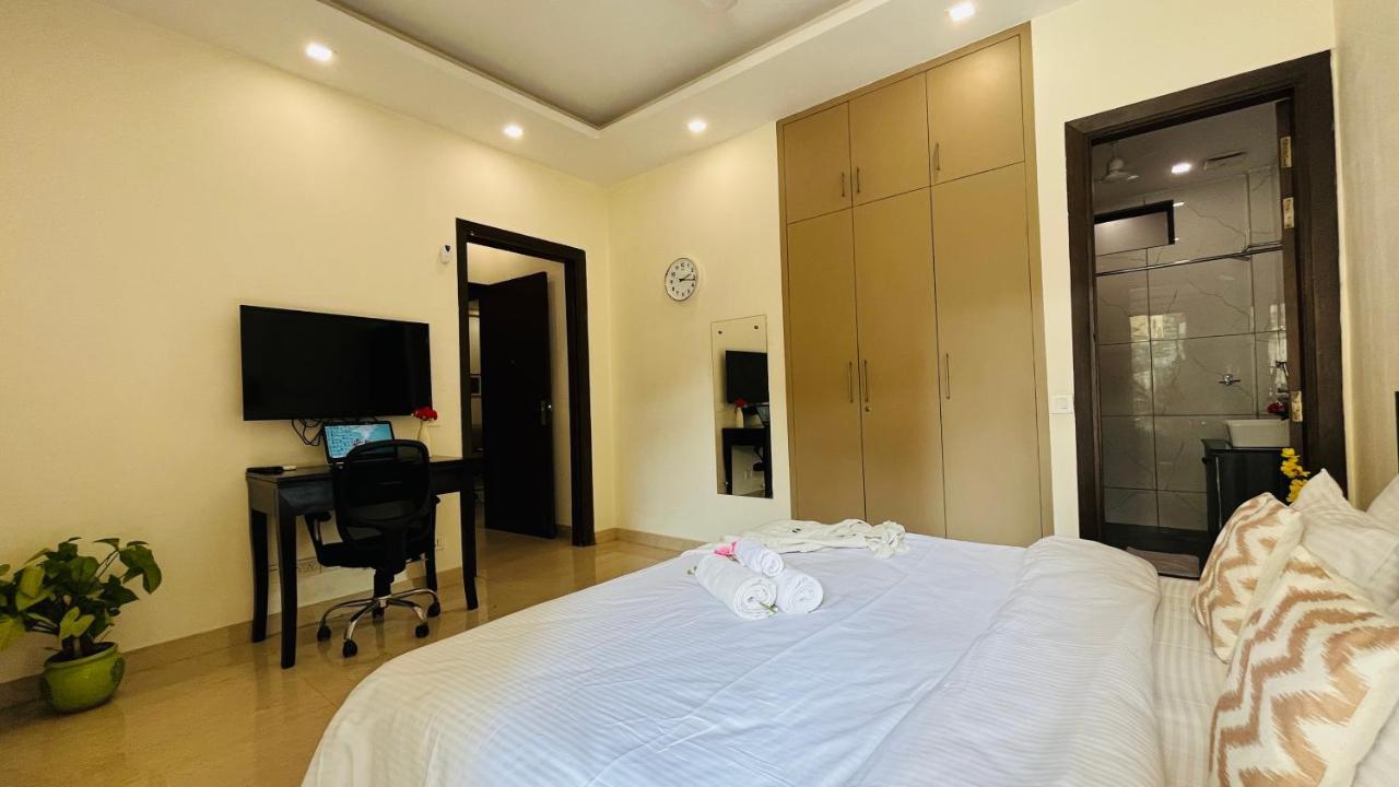 Bluo Dlf Cybercity - Kitchen, Balcony, Lift * Gurgaon