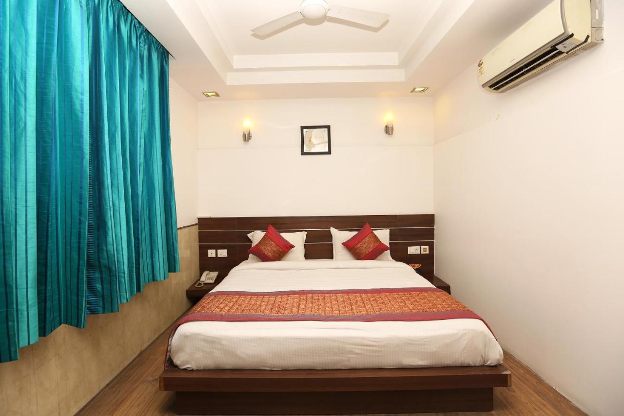 Oyo Just Near Leisure Valley Park Hotel 3*