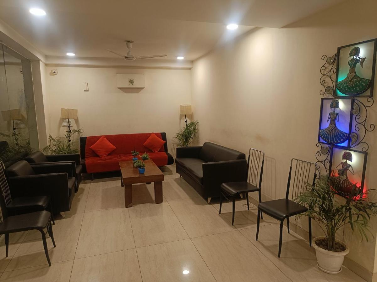 Capital O Ram Krishna Residency Near Artemis Hospital Hotel 3*