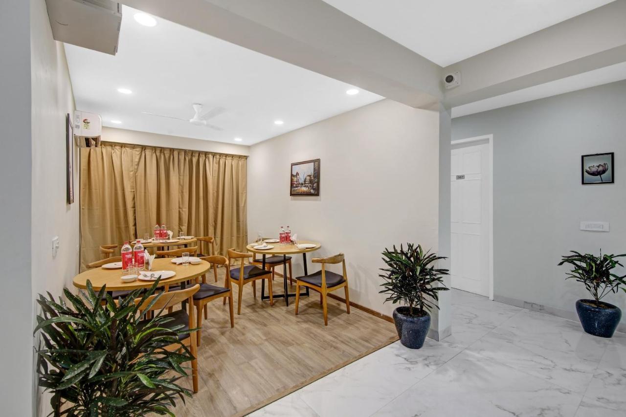Townhouse Oak Mintstayz Sector 52 Near Artemis Hospital Gurgaon