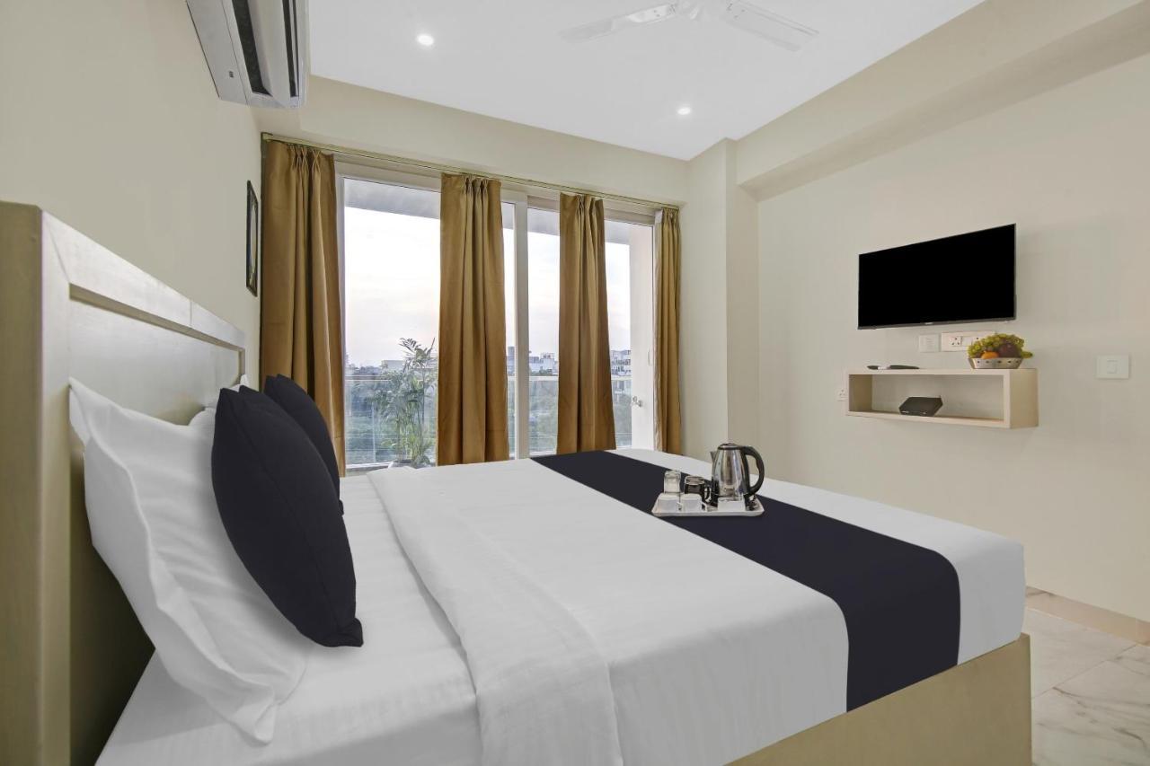 Townhouse Oak Mintstayz Sector 52 Near Artemis Hospital 3*
