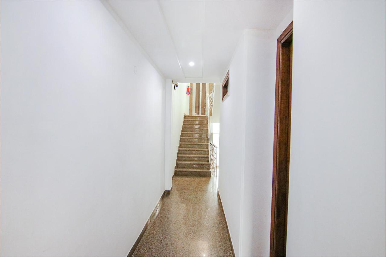 Fabexpress The Divine Residency Hotel Gurgaon