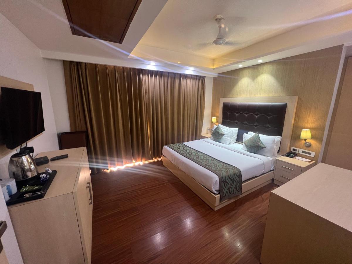 Nikko Palm Bliss - The Boutique 3* Gurgaon