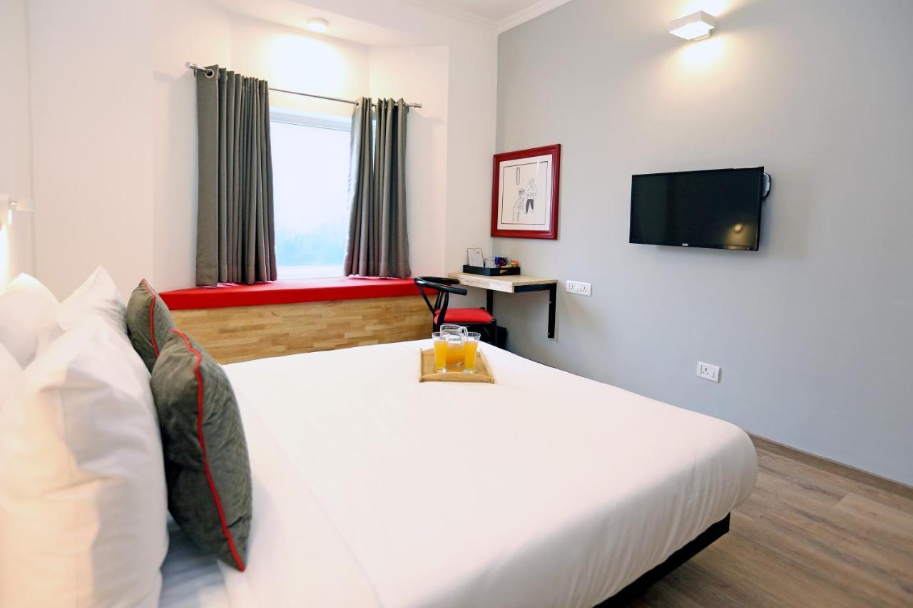 Hotel Oyo Townhouse 17 Huda Center Near Leisure Valley Park