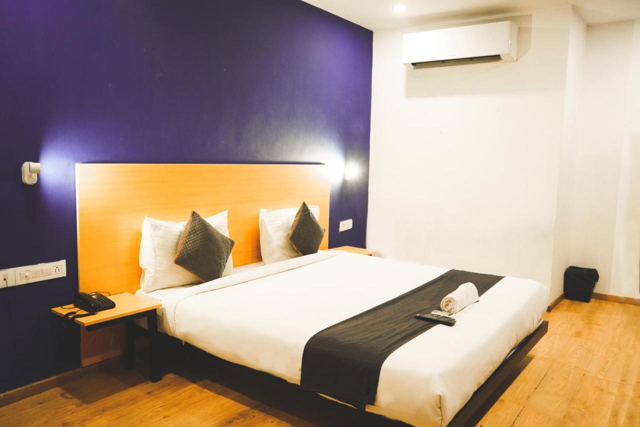 Ls Residency Sector 46 3* Gurgaon