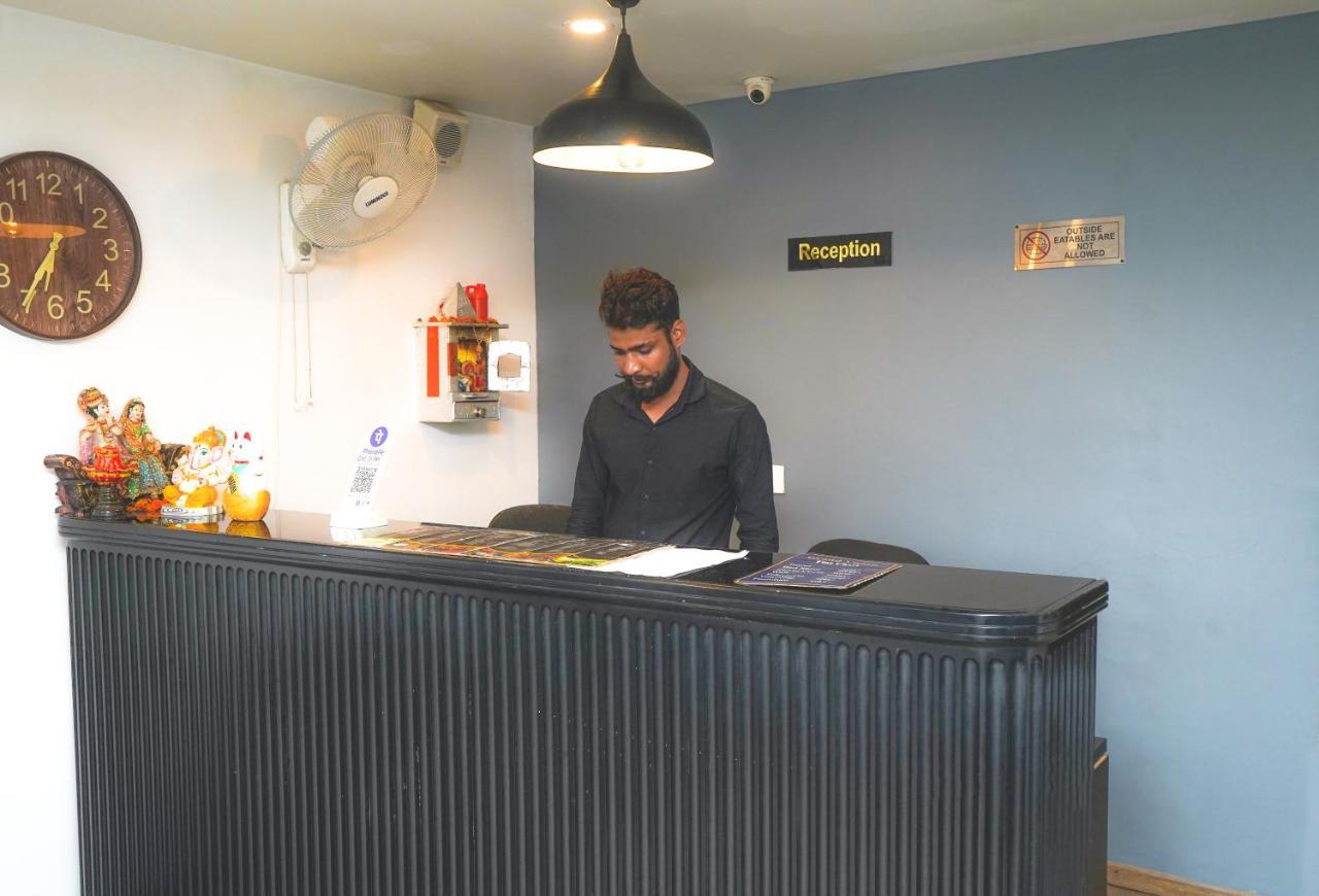 Hotel Ls Residency Sector 46