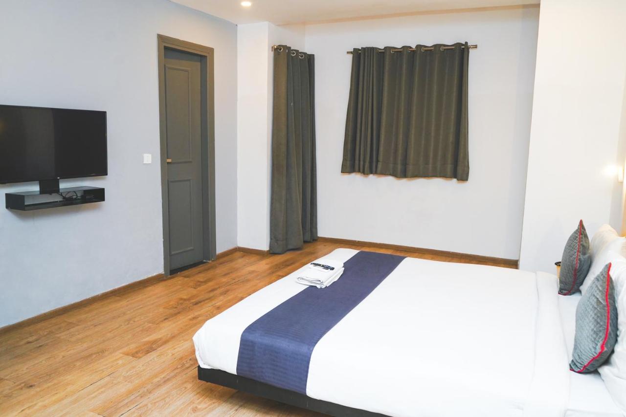 Hotel Ls Residency Sector 46 3*