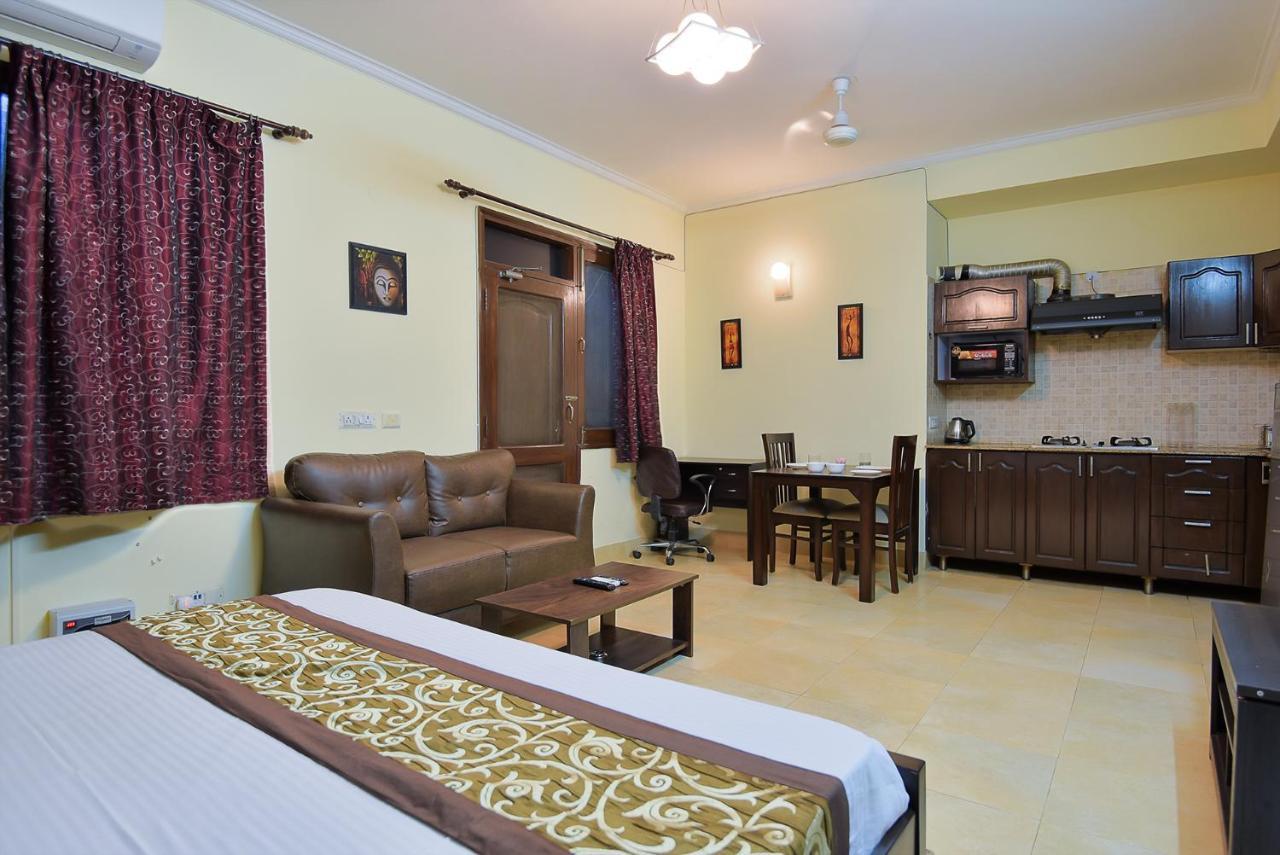 Serviced Near Fortis Hospital Gurgaon