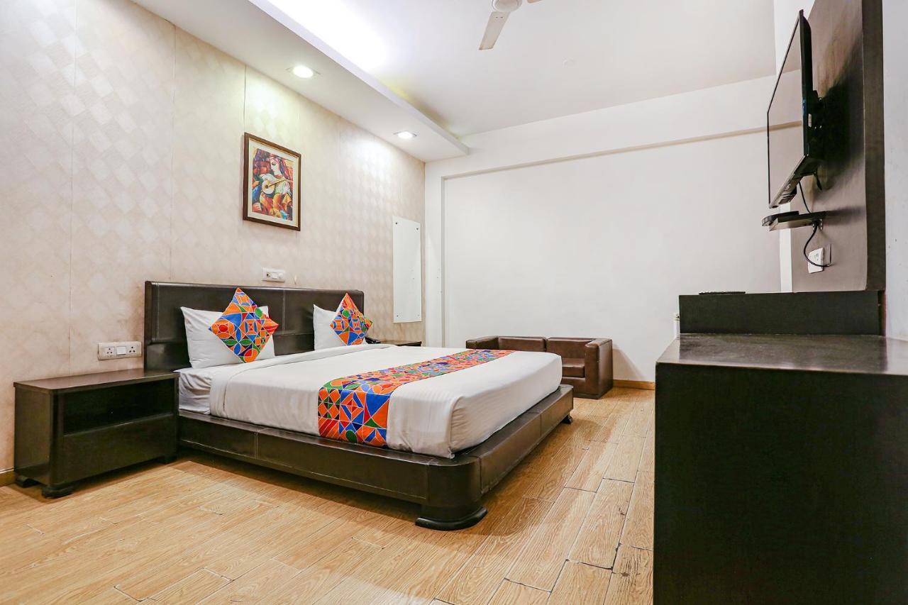 Fabhotel Premium Nest Gurgaon
