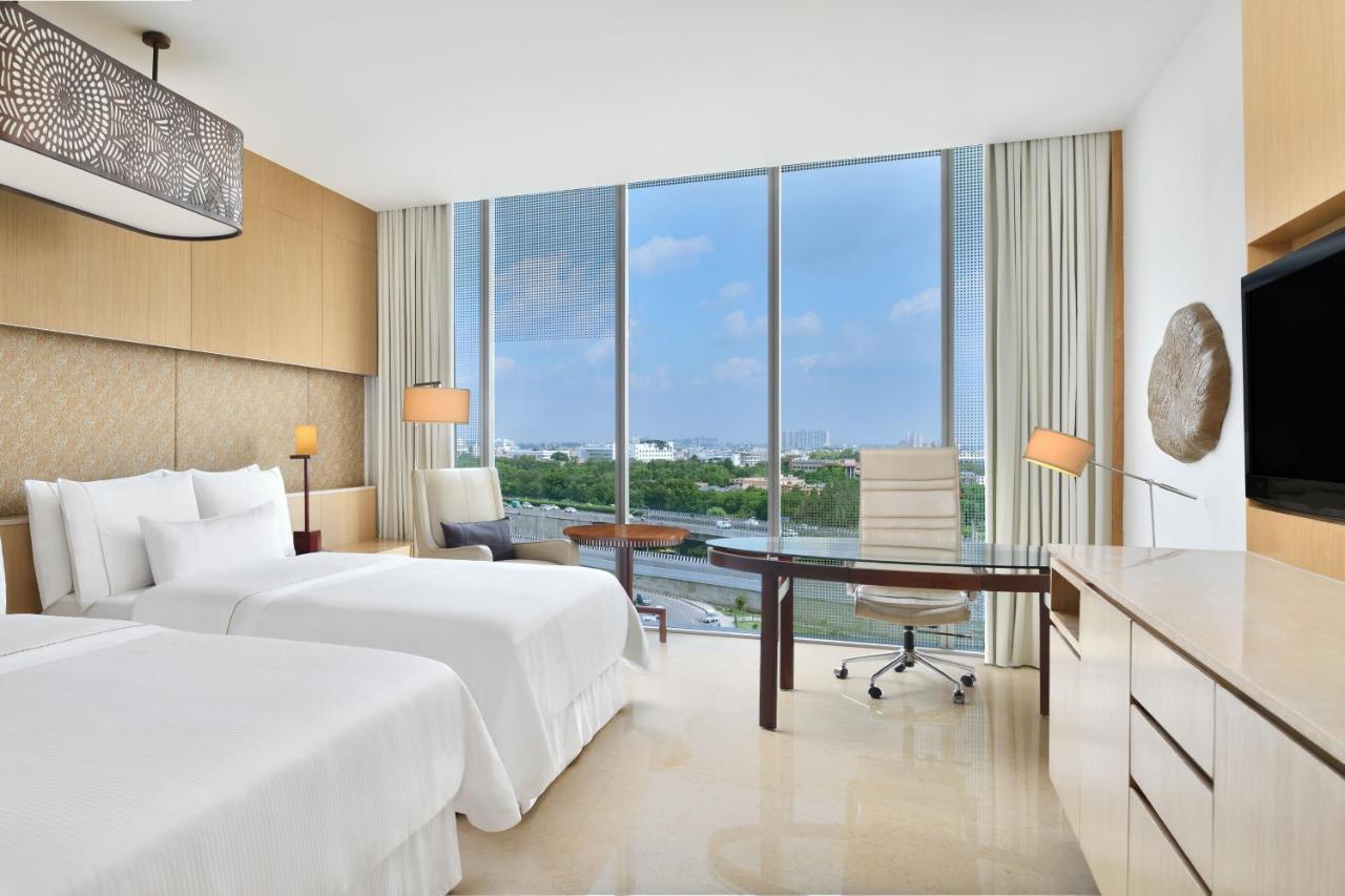 The Westin Gurgaon, New Delhi Hotel