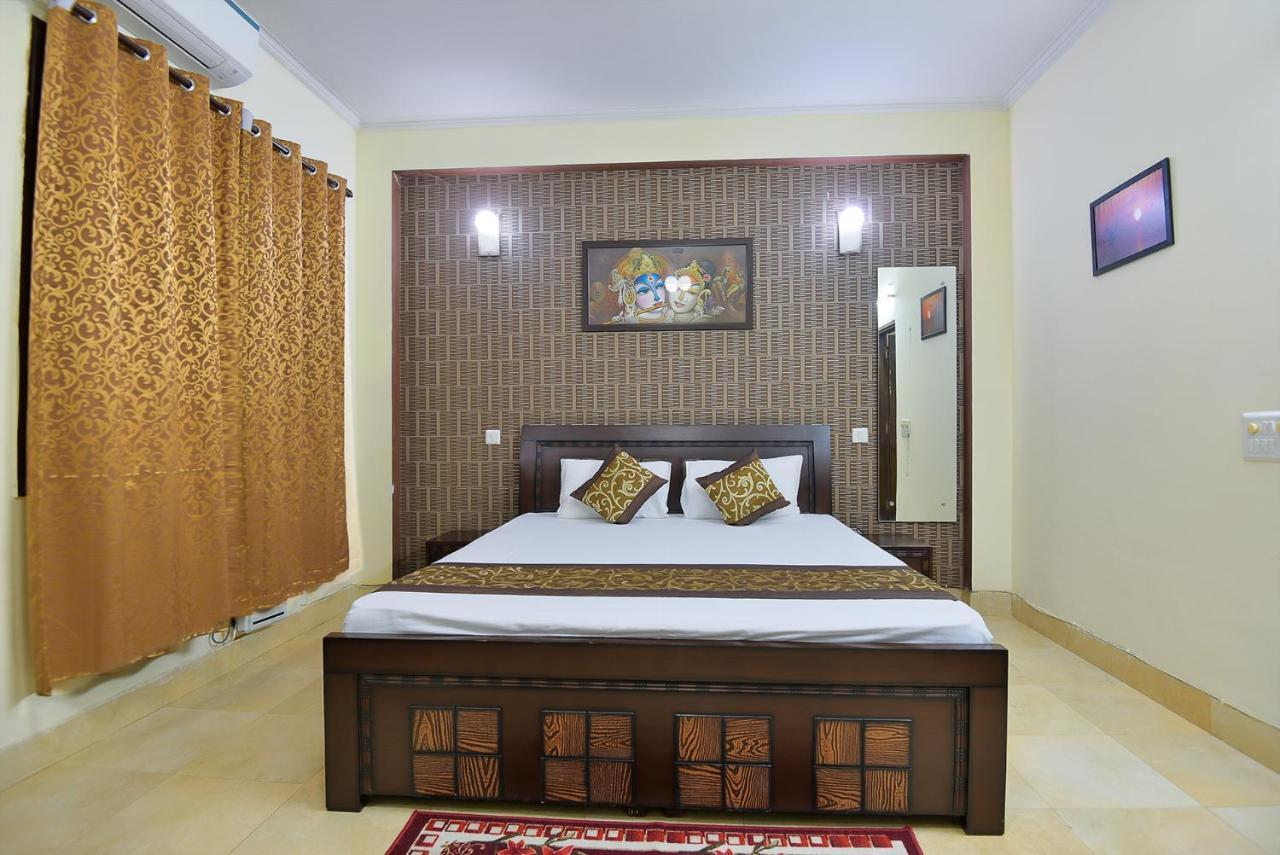Serviced Near Fortis Hospital Gurgaon