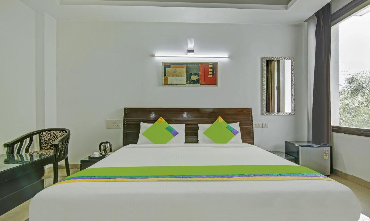 Hotel Blue Moon Residency & Restaurant 3*