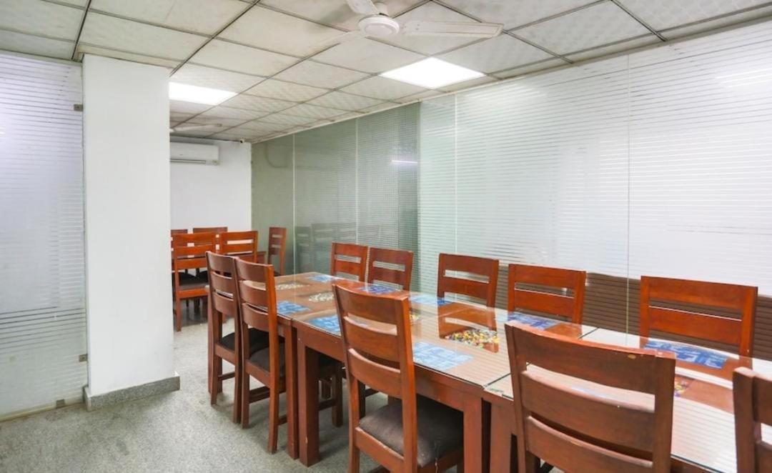 Akshayhotel418 *