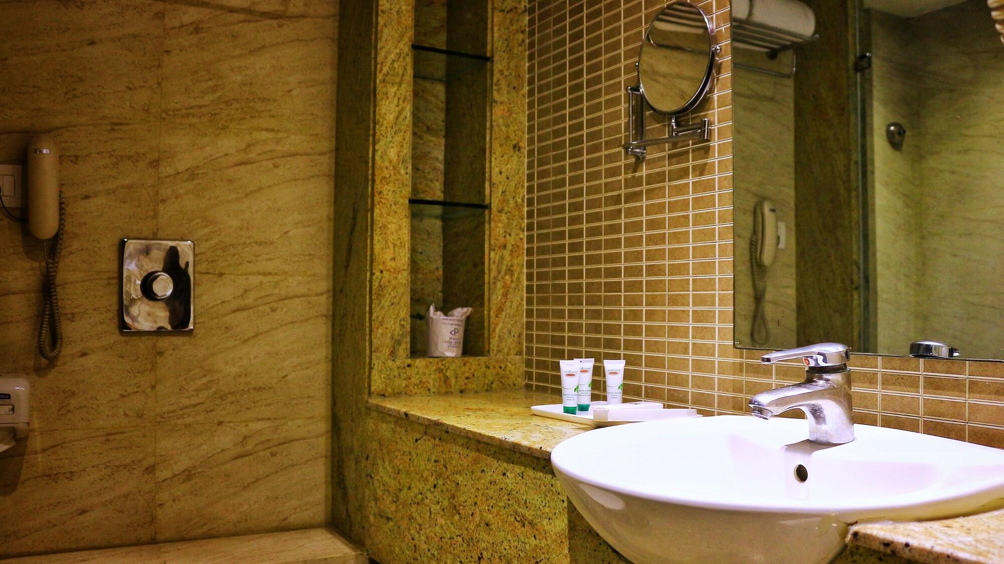 Hotel Park Airport 4*