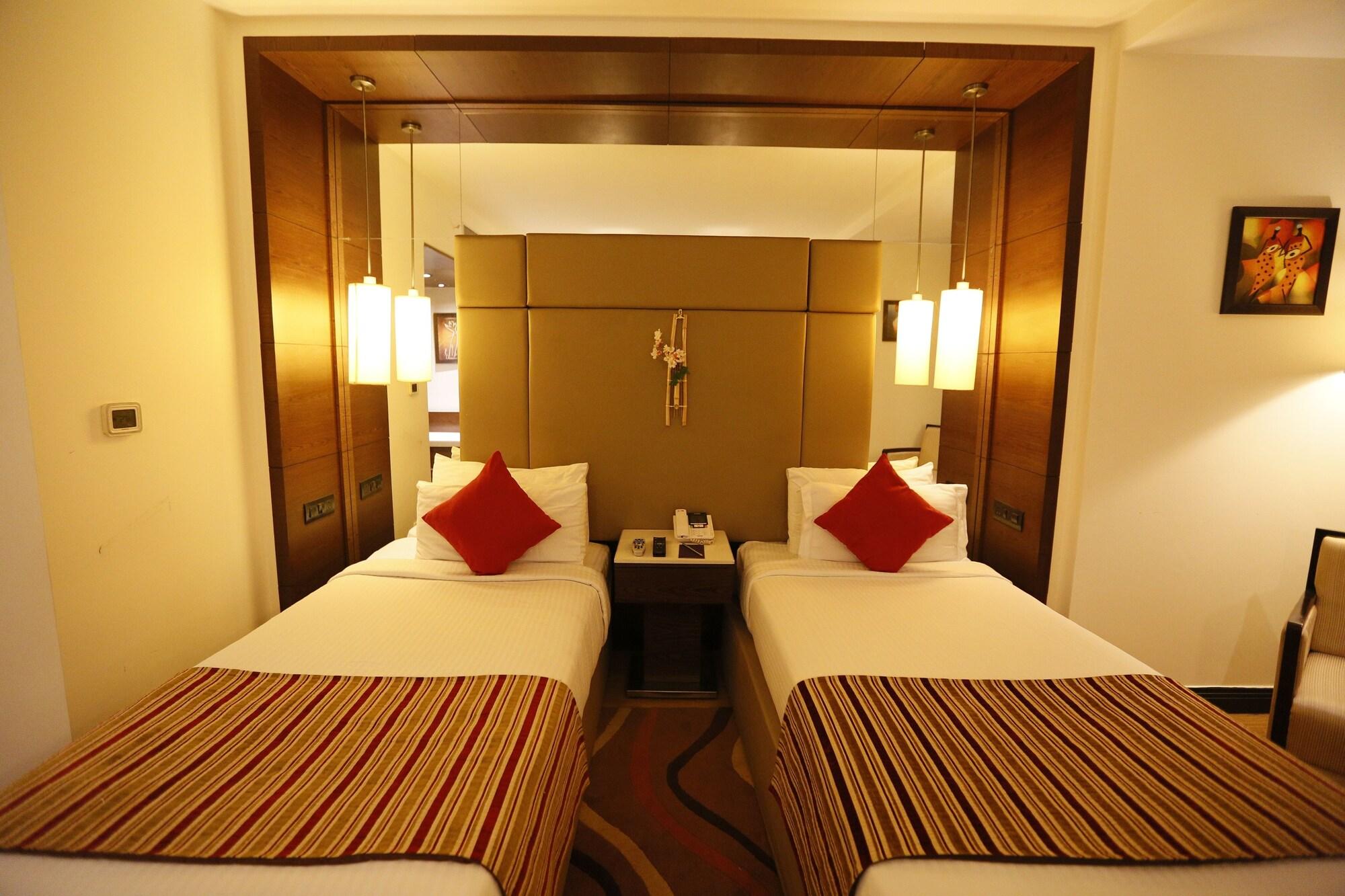 Hotel Park Airport 4*