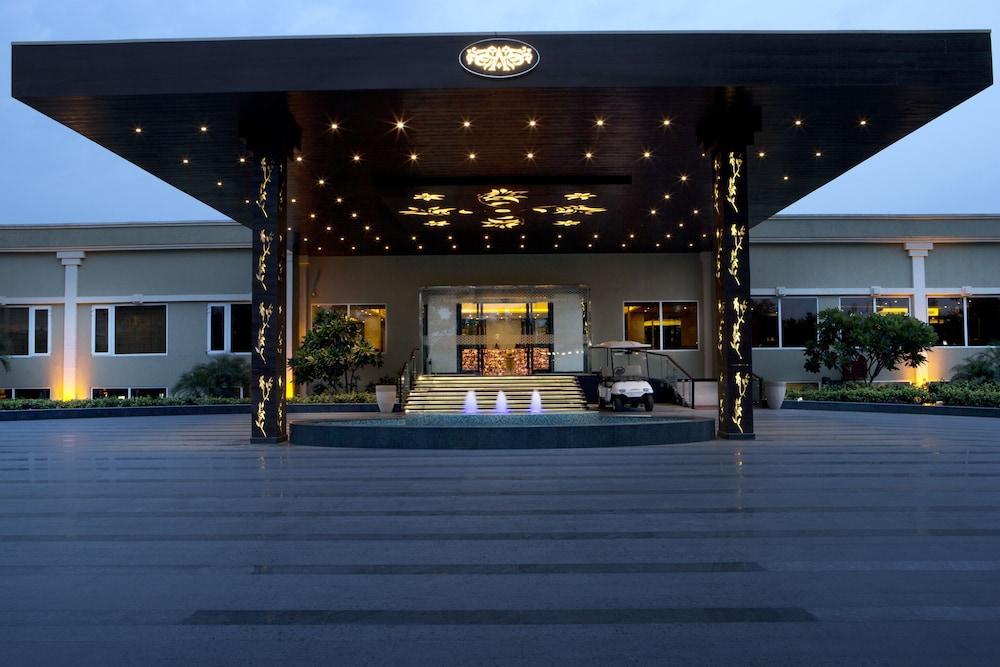 Atrio By Devam 4* Gurgaon