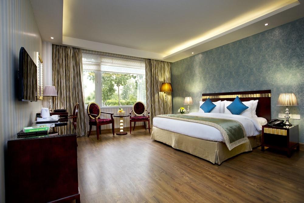 Atrio By Devam Hotel 4*