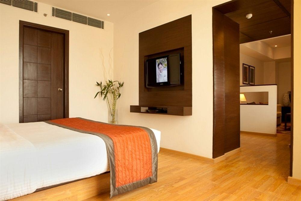 Lemon Tree Premier Center Hotel Gurgaon
