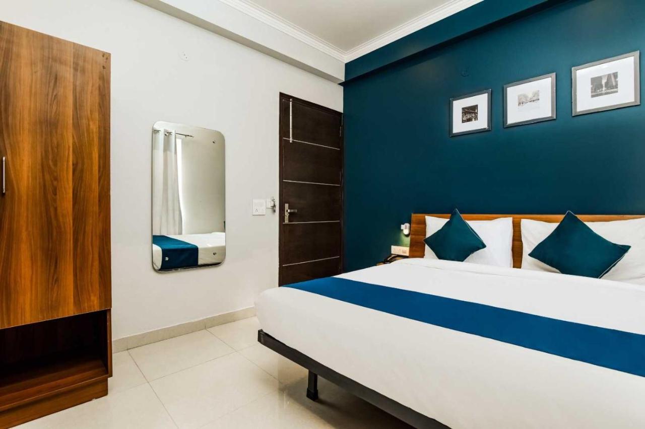 Collection O Telone Hotel Gurgaon