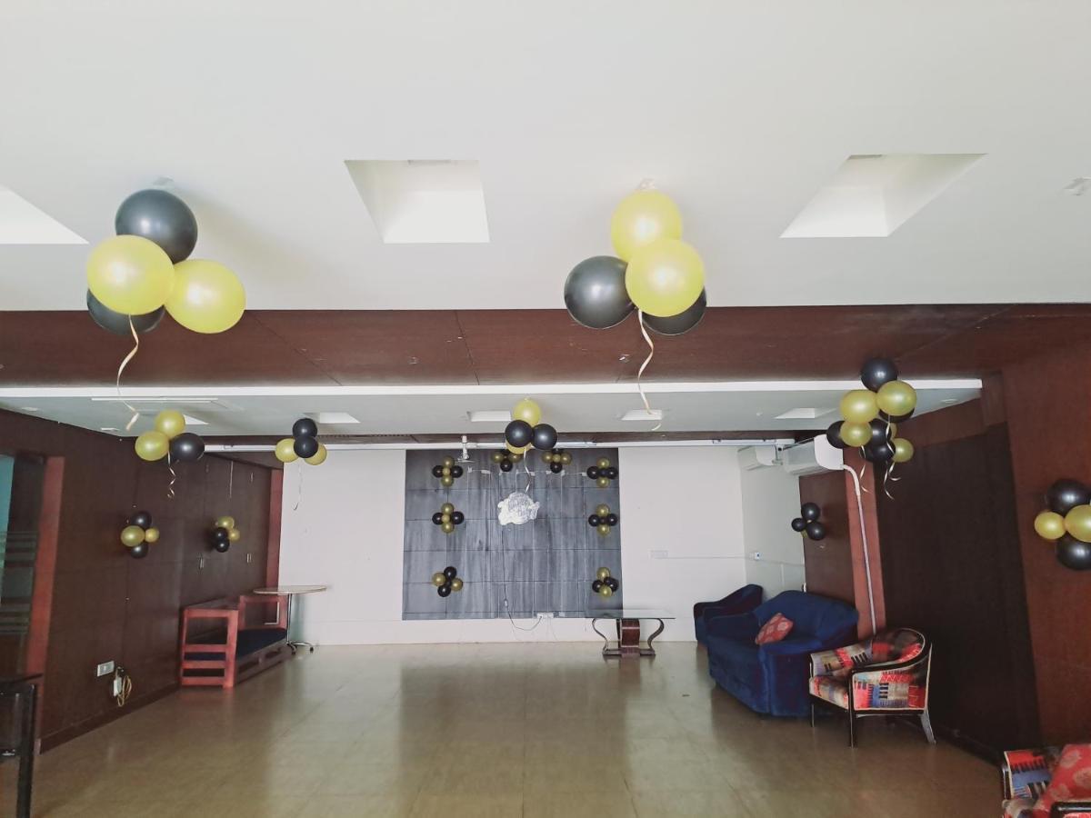 Blooming And Banquet Hotel Gurgaon