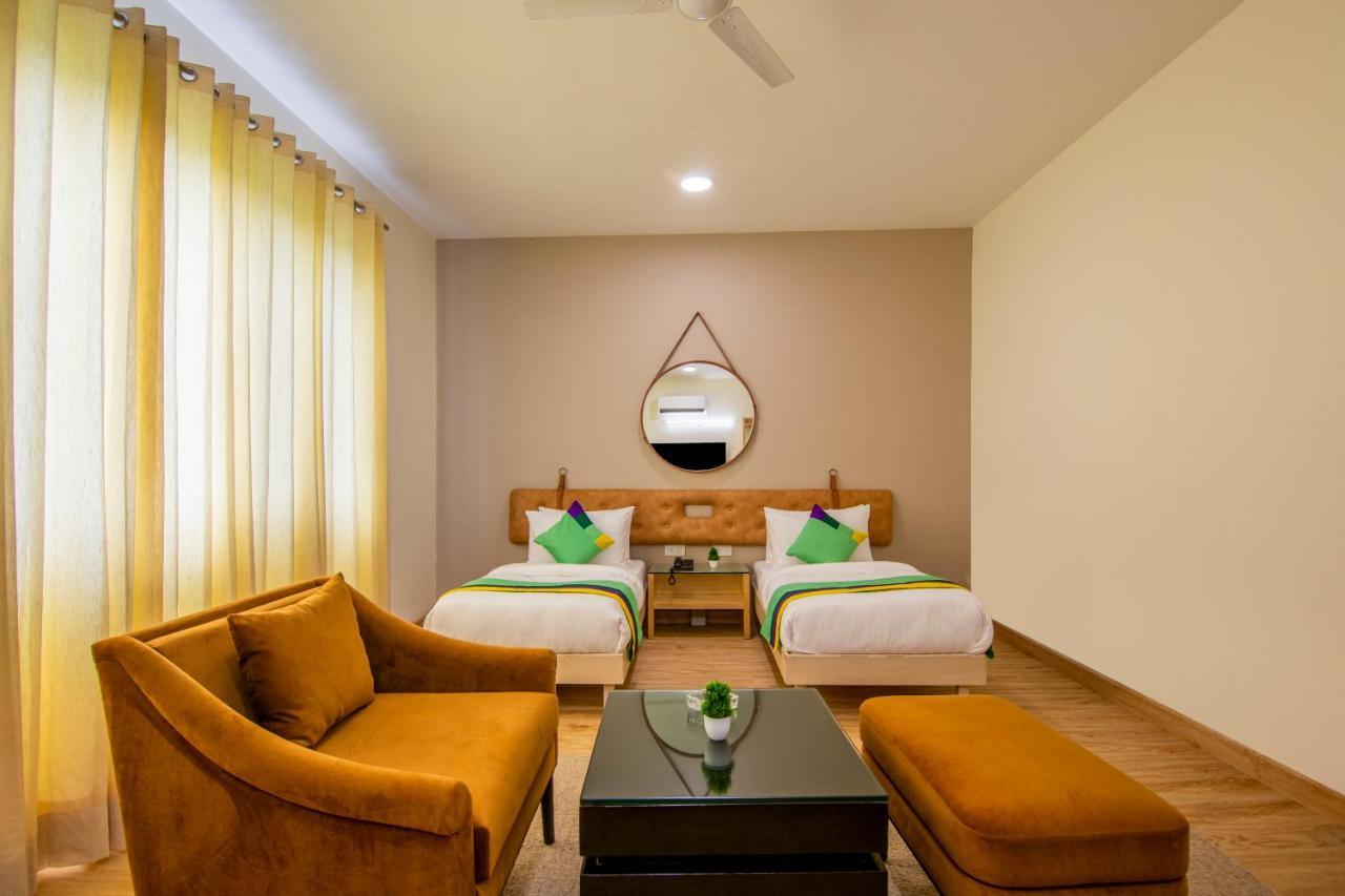 Hotel Treebo Jass Hospitality Services - Sec 53 3*