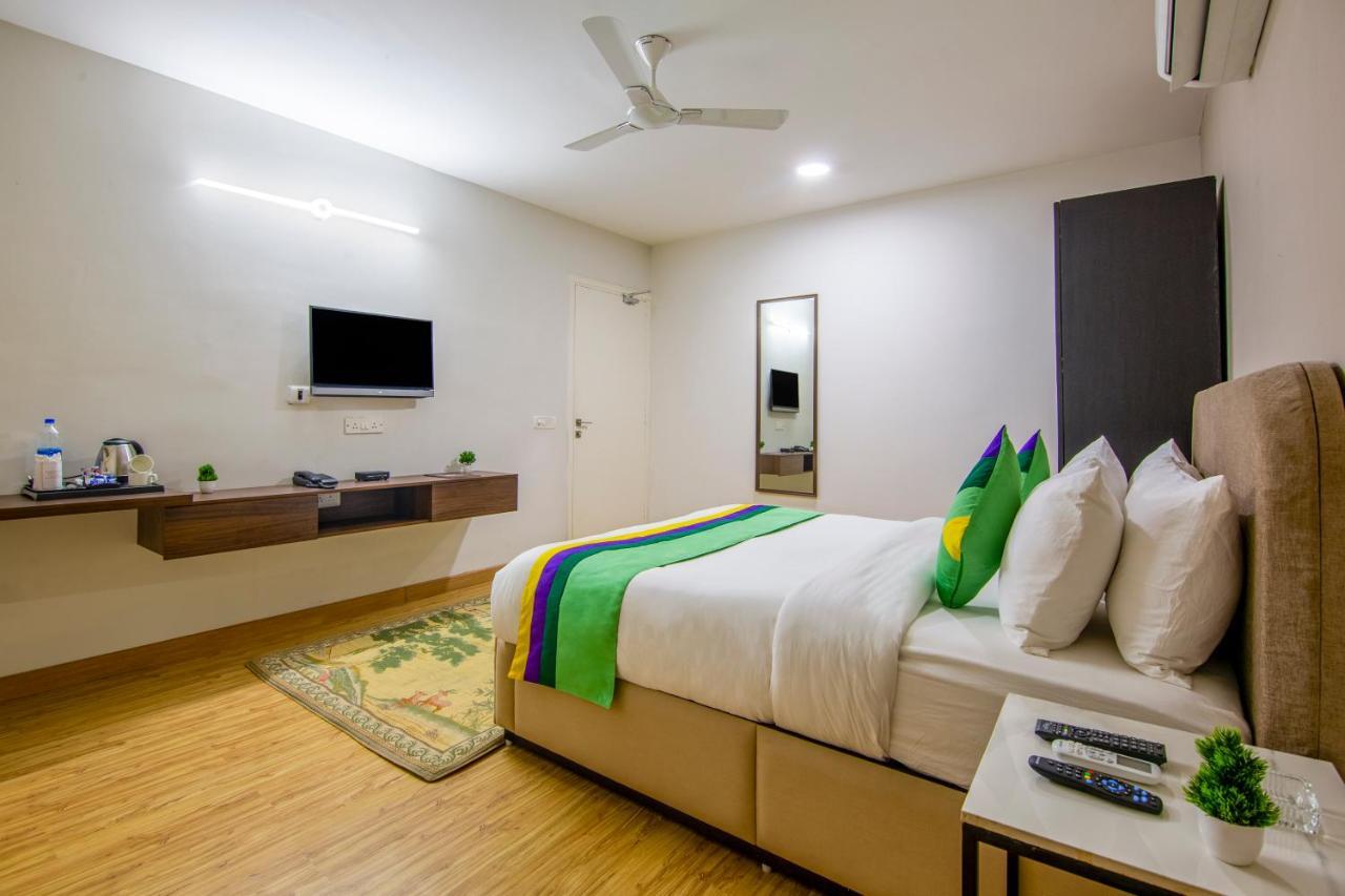 Treebo Jass Hospitality Services - Sec 53 3*