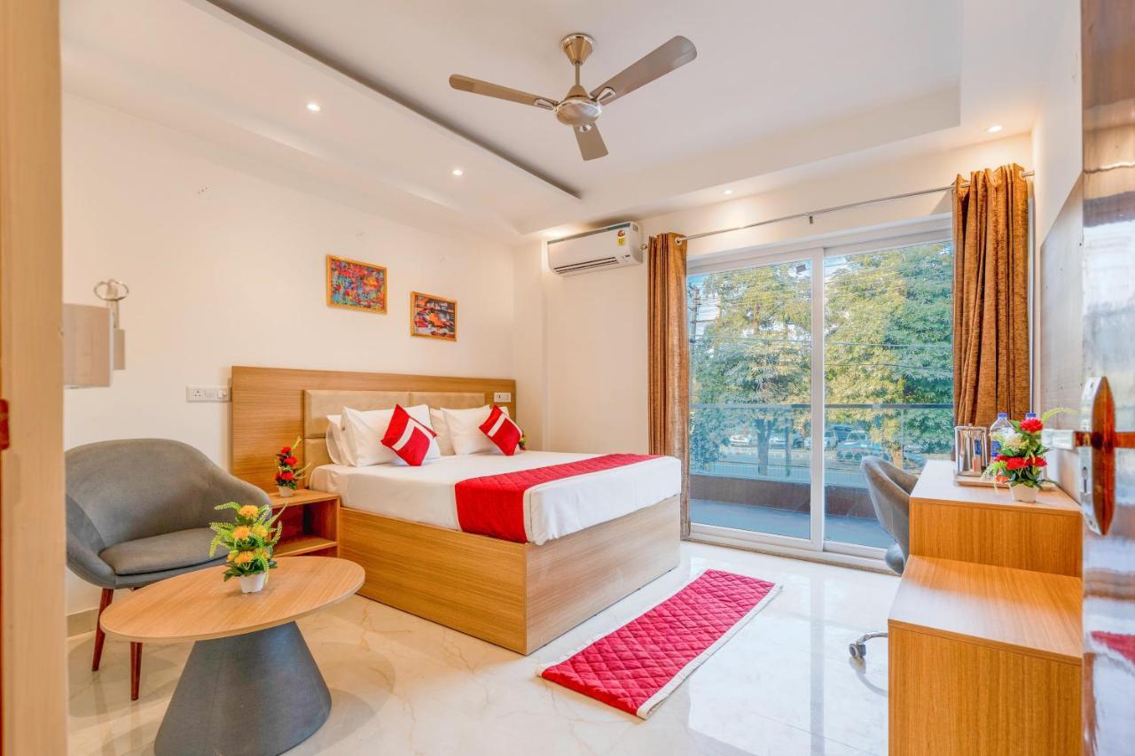 Octave Nirvana Suites 3* Gurgaon