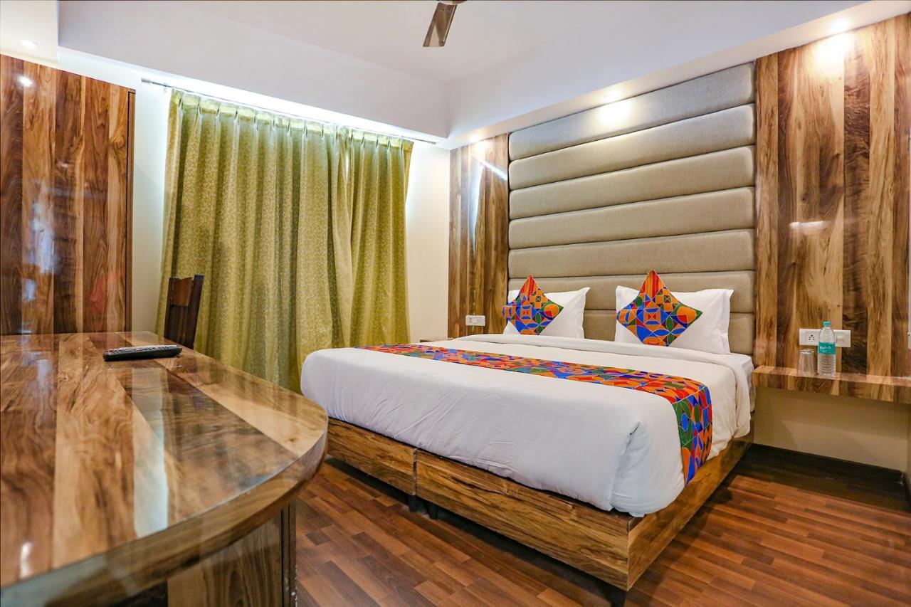 Fabexpress Kapashera Residency Hotel 3*