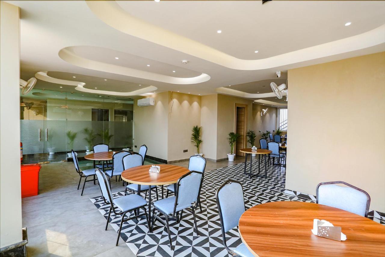 Hotel Fabhotel Infinity Ii Gurgaon