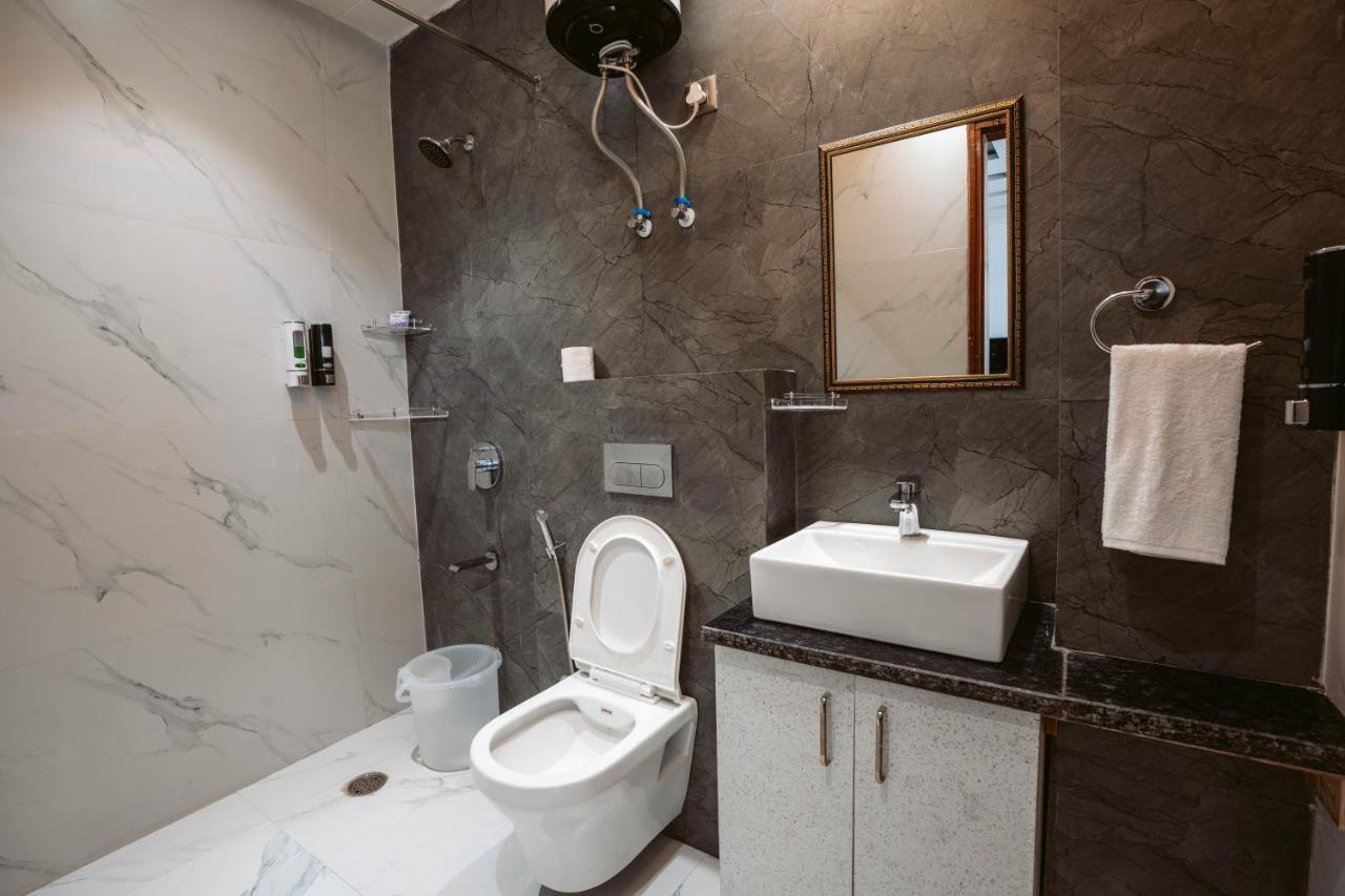 Flxho Duo - Serviced & - Golf Course Road 3* Gurgaon