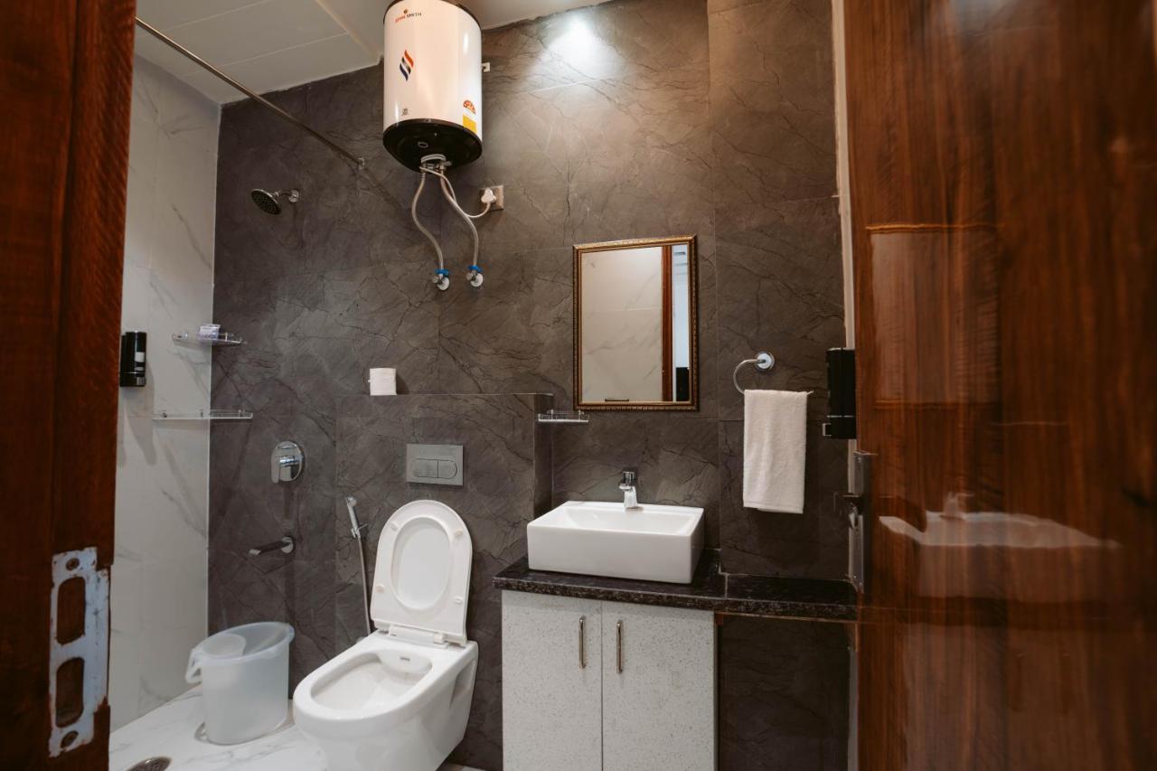 Flxho Duo - Serviced & - Golf Course Road 3*