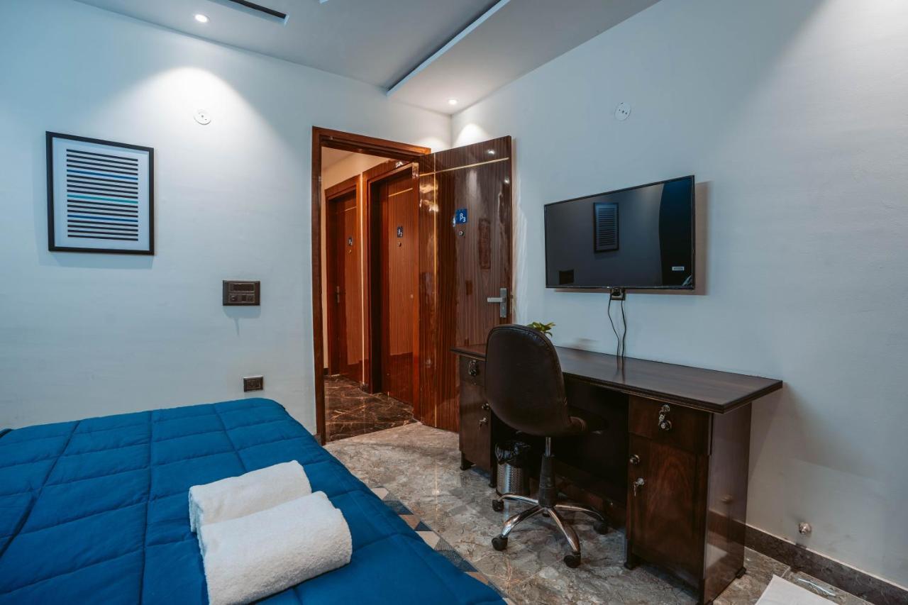 Flxho Duo - Serviced & - Golf Course Road 3*