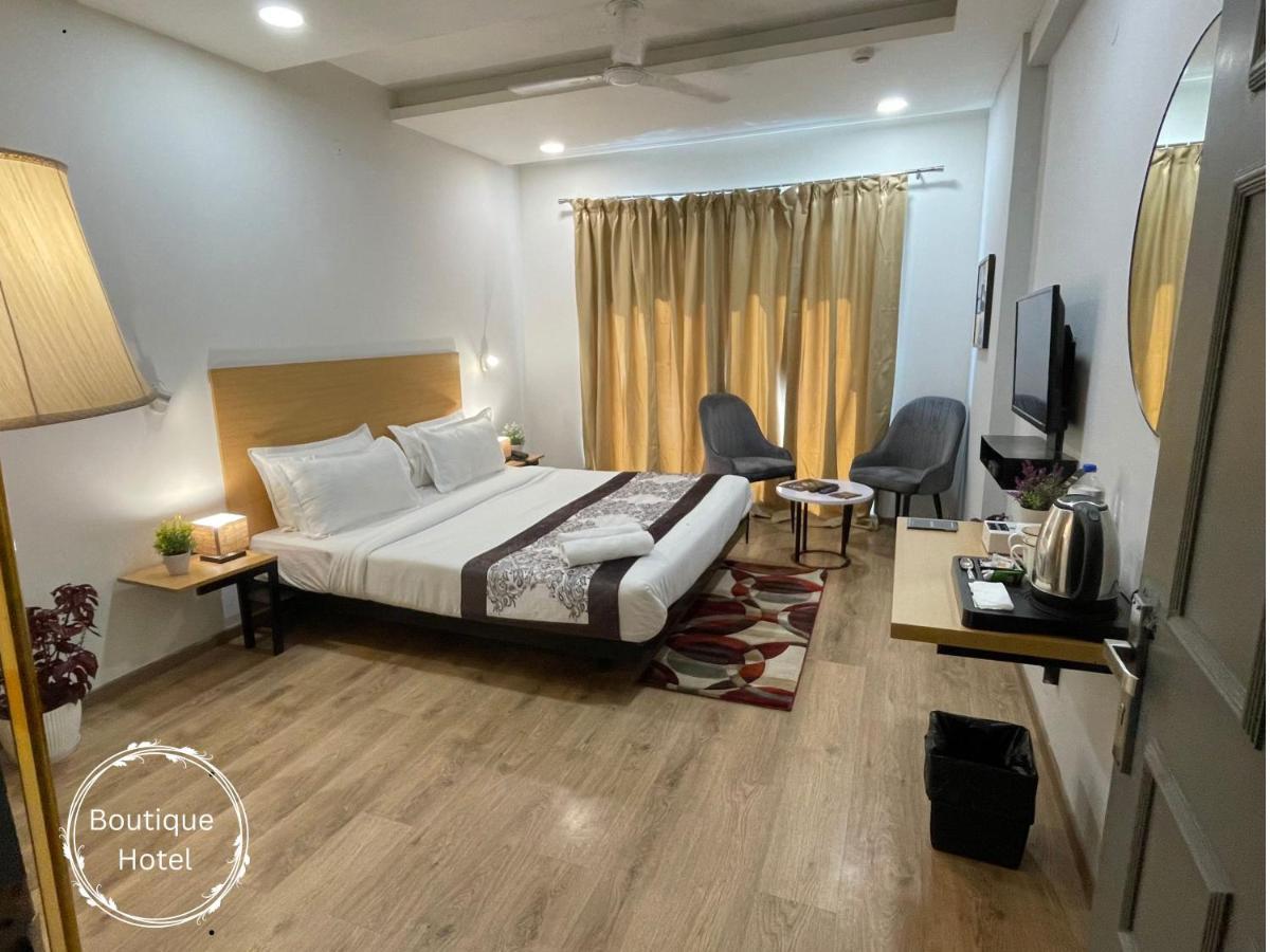 Saltstayz Sector 39- Near Rajiv Chowk & Sohna Road 3* Gurgaon