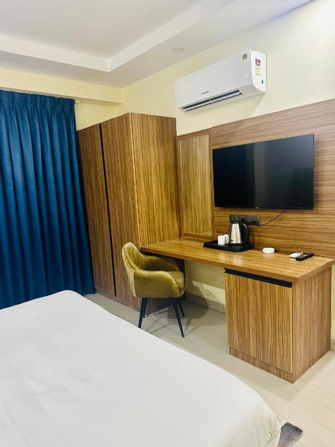 Dm 45 - Millenium Centre Hotel 3*