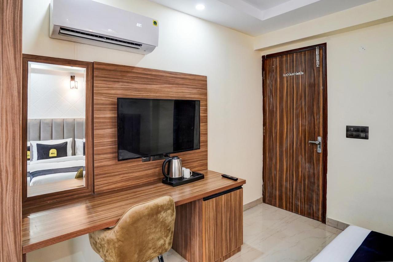 Hotel Dm 45 - Millenium Centre Gurgaon