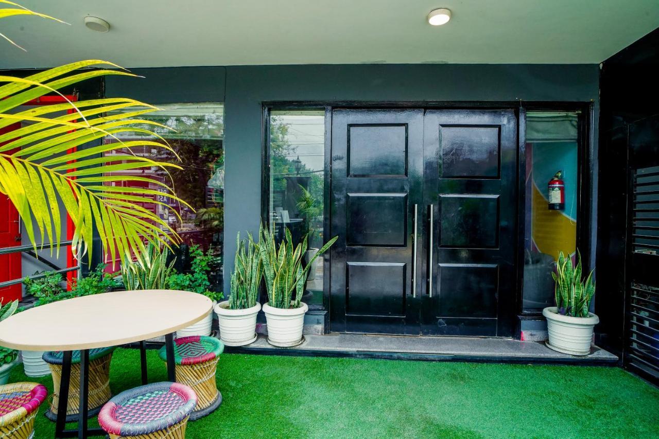 Saltstayz Express - Medicity Near Medanta Hospital 3* Gurgaon