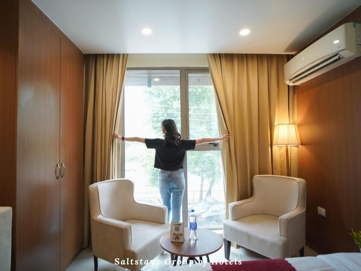 Hotel Saltstayz Select - Unitech Cyber Park 4*