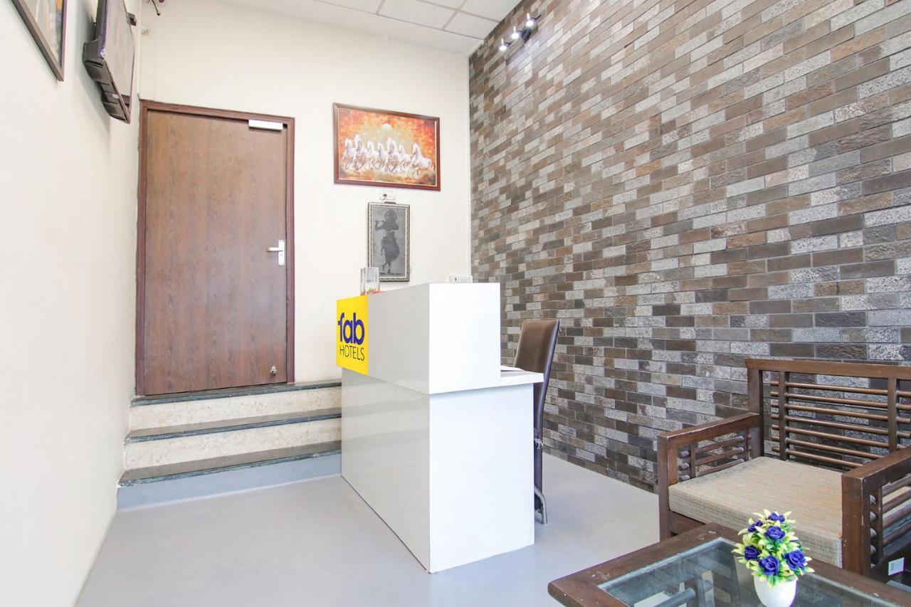 Fabhotel Radiant Dlf Phase 3 3*
