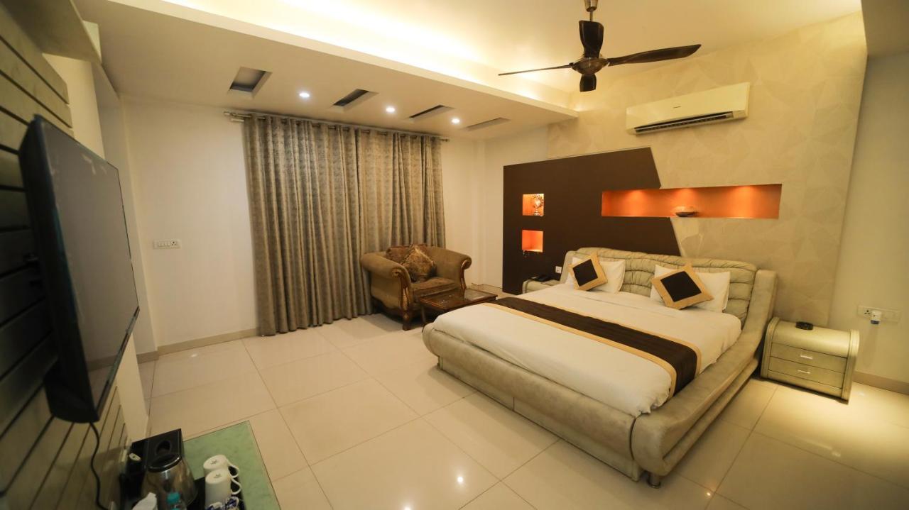 Hotel Florence By Nstay Gurgaon