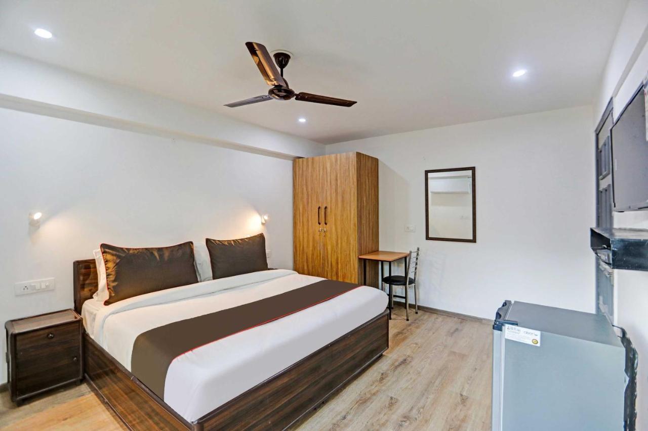 Super Townhouse Cloud Bay Hotel Gurgaon