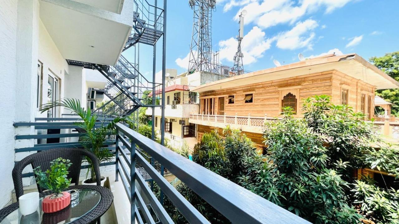 Bluo Studio1 Dlf Cybercity - Balcony, Gym Tt, Lift Hotel Gurgaon