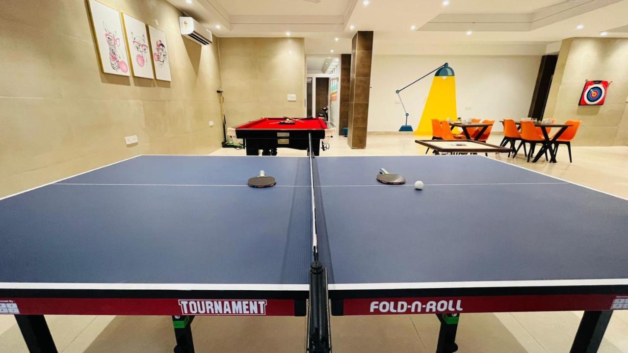 Hotel Bluo Studio1 Dlf Cybercity - Balcony, Gym Tt, Lift Gurgaon