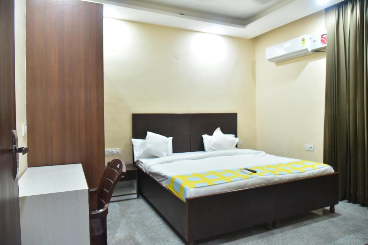 Wedlock Premium Sohna Road 3*