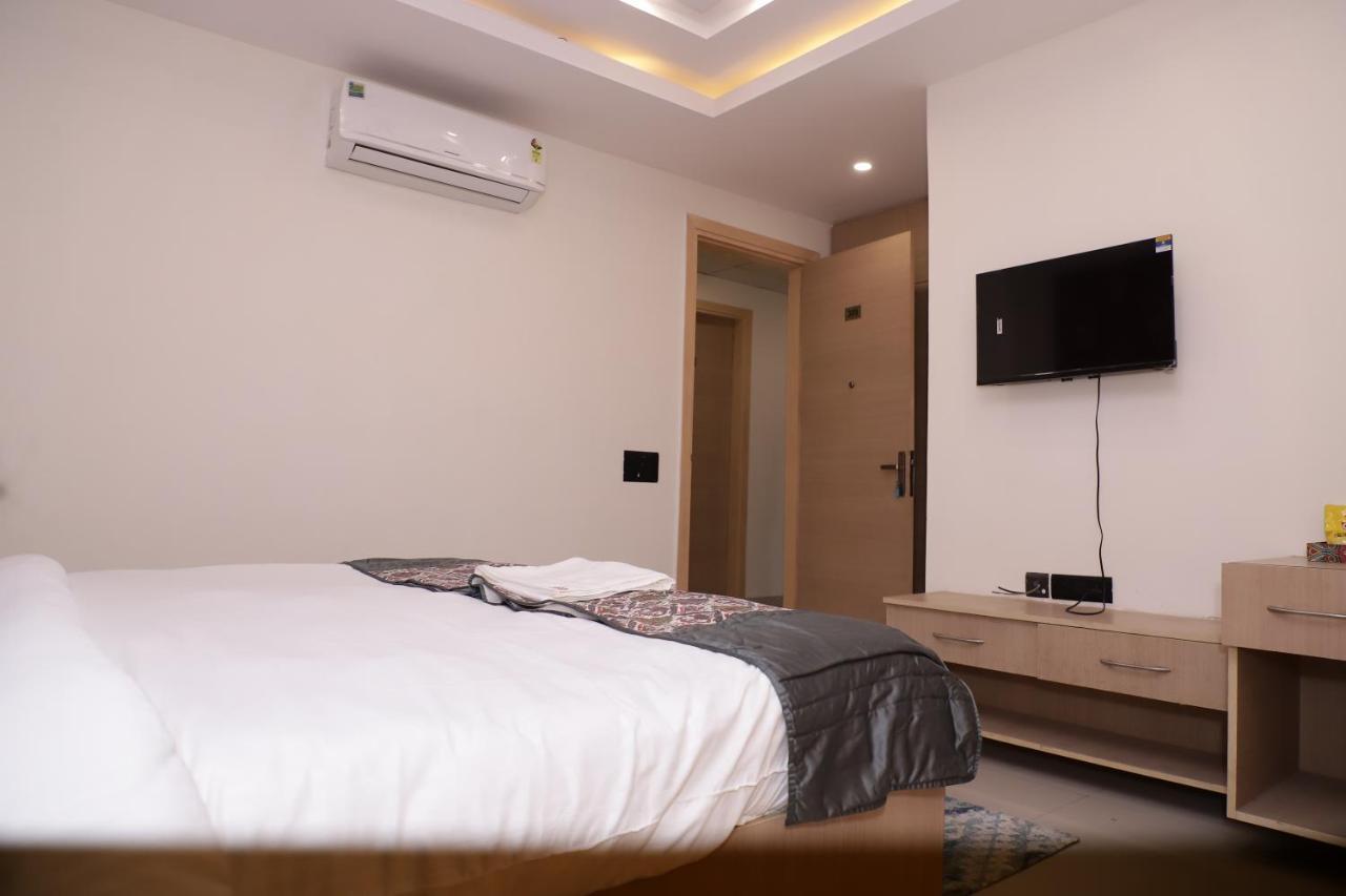 Lyf Corporate Sector 45 Hotel 3*