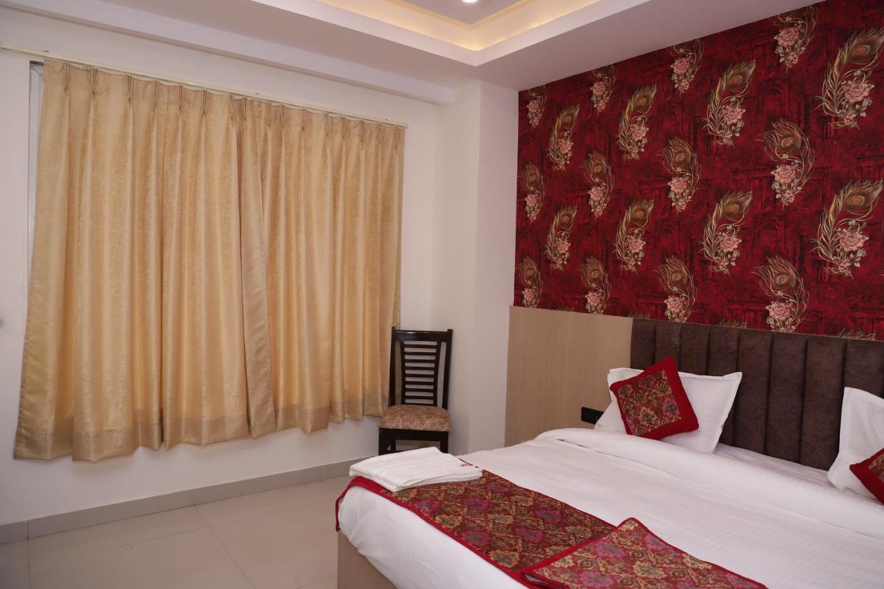 Lyf Corporate Sector 45 Hotel Gurgaon