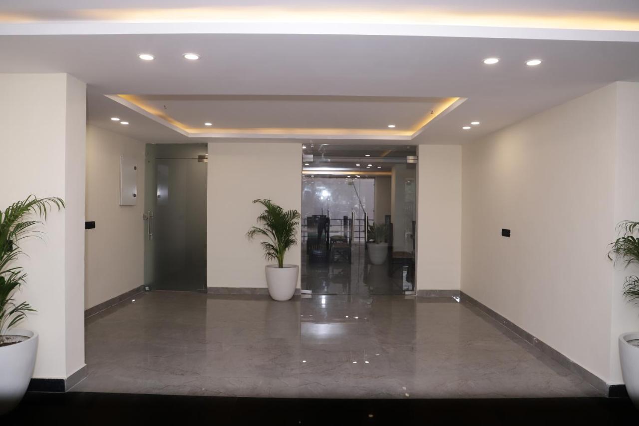 Lyf Corporate Sector 45 Hotel Gurgaon