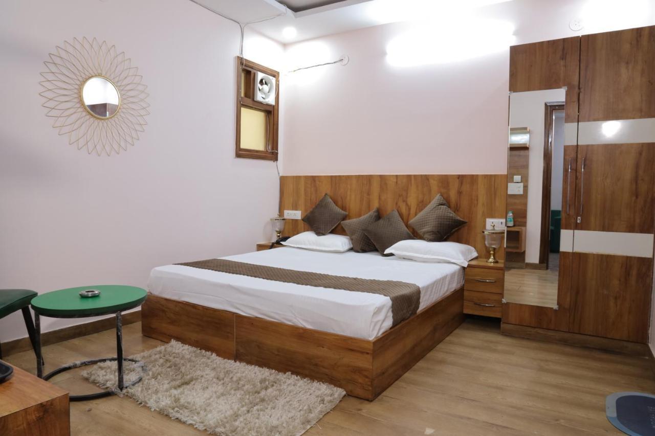 The Sandalwood I Sec-38 I Near Medanta Medicity Gurgaon
